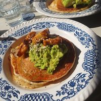 Avocado tofu pancakes (amazing) at Café Augustin in Rouen