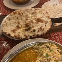 Naan à l'ail at Restaurant Bombay in Grenoble