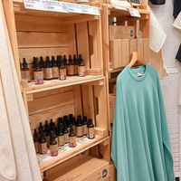 candles, serums and clothes at Comme Avant in Toulouse