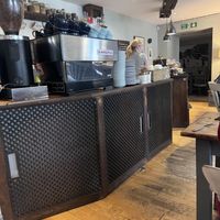 Counter   at Leo's Beanery in Edinburgh