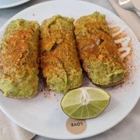 Avo-toasts at Love Juice Bar - Grenelle in Paris
