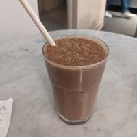 Choco Milkshake (8,90€) - 2.5/5 at Love Juice Bar - Grenelle in Paris