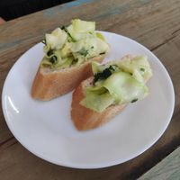 Free starters at Santa y Pura in Madrid