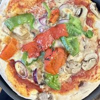 Vegetal Pizzaa  at Santa y Pura in Madrid