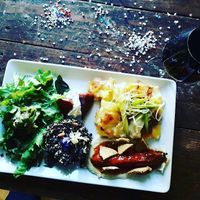 Assiette gastronomique at Les Petits Fourneaux in Die