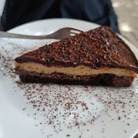 Vegan cake at 2Hearts Bakery in Palermo