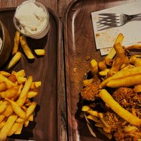 Vegan vol au vent en een Vegan Julientje at Friterie Chasse Patat in Ghent