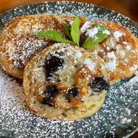 Blaubeerpancakes at Café Fräulein Männl in Weinheim