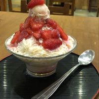 Ichigo kakigōri (vegan option) at Wabi-Sabi Noodle House in Makati