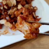 Soy gangjeong (chicken style) - close-up at Ooh Breado Teobachae - 터바채 비건 레스토랑 in Seoul