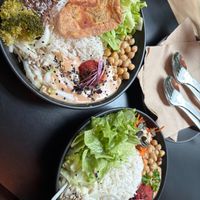 Lunch bowls at Das Suess'Kind Veganery in Vienna