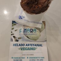 Chocolate almond 1 scoop at Ainara Helados in Buenos Aires
