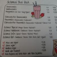 Milkshake and smoothie options at Café Rotkehlchen - Kalk in Cologne