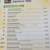 Sushi roll at Tenon Vegan Sushi in Toronto