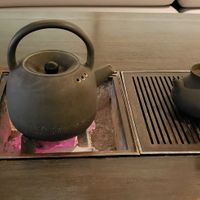 Tea on the table at Qīng Táng 清棠 in Kunming