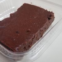 Vegan brownie at RAW & BOWL'D in Amman