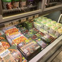 Vegan pizza   at REWE Scholand in Muelheim