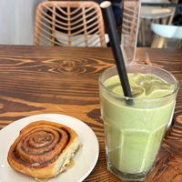 Vegan cinnamon roll   at Scarlett in Madrid