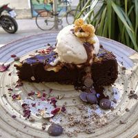 Brownie  at Aguaribay in Barcelona