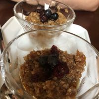 Apple crumble at Aguaribay in Barcelona