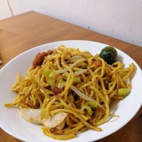 Mee goreng at Lucky Cat Cafe in Northeast Singapore