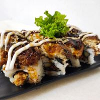 tofunagi maki at Lucky Cat Cafe in Northeast Singapore