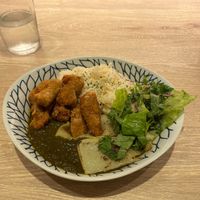 Grilled cheese spinach curry + soy meat at RUCY+R 横浜ジョイナス店 in Yokohama
