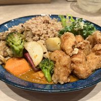 Spice curry with roasted veggies, soy meat, and brown rice  at RUCY+R 横浜ジョイナス店 in Yokohama