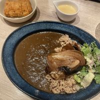 Cheese roasted onion curry with extra Katsu tofu  at RUCY+R 横浜ジョイナス店 in Yokohama