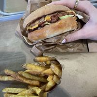 Green bacon burger- AMAZING   at Green Farmer's in Paris