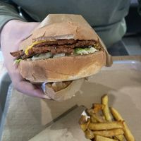 Green smash burger   at Green Farmer's in Paris