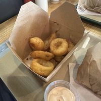 Onion rings  at Green Farmer's in Paris