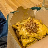 Cheddar Fries at Green Farmer's in Paris