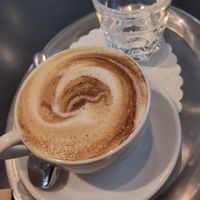 Kaffee, auch koffeinfrei at Enzian Vegane Bäckerei in Zurich
