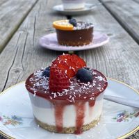 Cheezh Cake & Choco-Orange  at La Carlotta Food Caravan in Plomeur