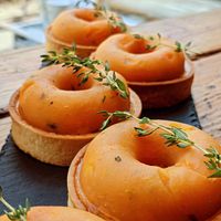 Aprikosen Thymian Mandel Tartelette at Roasted Kaffeebar in Dusseldorf