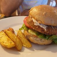 Burger at Status Quo in Rome