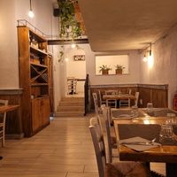 the decor was so beautiful at Status Quo in Rome