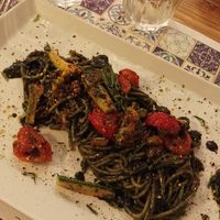 Seafood spaghetti 3/10 :/ at Status Quo in Rome