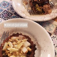 Crostatina e cannoli  at Status Quo in Rome