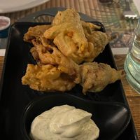 Fiori di zucca ripieni at Status Quo in Rome