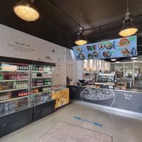 Counter / fridge at The Buddha Bowl Project in Vejle