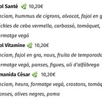 Entants i amanides veganes at Kenavo Crêperie in Reus
