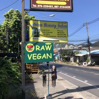 Can healthy be tasty? #Veganuary at Healthy Mania in Phuket