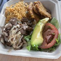 Bistec w tostones, arroz mamposteao y ensalada at 100% HP in San Juan
