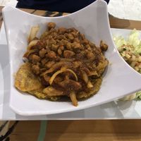 vegan chicken with fried plantains  at 100% HP in San Juan