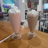 Strawberry and Chocolate mylkshakes at 100% HP in San Juan
