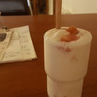 Yogurt smoothie ❤❤❤ also fab mood lighting at The Common in Daegu