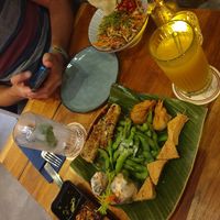 Vegan mixed starter plate and papaya salad at Ryu - Vietnamese Streetfood in Augsburg