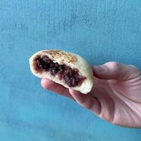 Hefekloß süß at MOMOKO in Leipzig